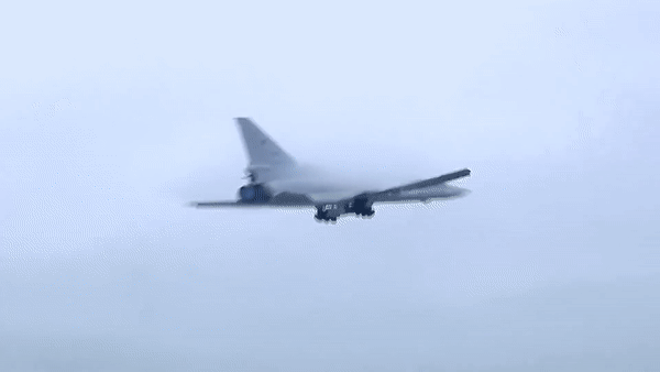 Trong chiến dịch quân sự đặc biệt của Nga tại Ukraine hiện nay, Tu-22M3 cũng đóng vai trò là máy tấn công tầm xa khi bắn tên lửa Kh-22 vào các mục tiêu của đối phương.