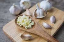 Điều gì xảy ra với cơ thể khi bạn thường xuyên ăn tỏi? 