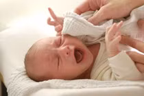 Dấu hiệu nhận biết trẻ sơ sinh bị nhiễm trùng máu