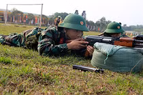 Tân binh Quân đoàn 2 trưởng thành trên bãi tập
