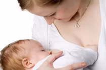 Cách xử trí khi trẻ sơ sinh bị tiêu chảy