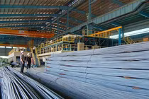 Thép Vicasa "nhọc nhằn" niêm yết trên HoSE