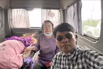 Người phụ nữ Thái Lan bất ngờ sống lại khi đến nhà tang lễ