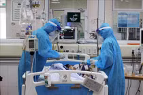 Hai ca COVID-19 ở Đà Nẵng tiên lượng rất nặng, bệnh nhân 416 chạy ECMO
