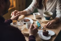 Đi hẹn hò bắt đối phương trả tiền, cô gái nhận kết đắng