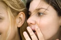 Vùng kín thâm đen do ân ái quá nhiều? Bác sĩ bóc trần sự thật