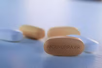 Thuốc Molnupiravir phát F0 ở TPHCM “quét sạch” virus sau 5 ngày, ai dùng được?
