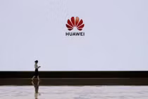 Microsoft loại bỏ Huawei khỏi dịch vụ đám mây Azure
