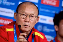 HLV Park: "Tuyển Việt Nam sẽ cố gắng kiếm điểm trước Nhật Bản"