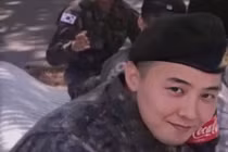 G-Dragon (BIGBANG) kiếm triệu USD dù đang đi nghĩa vụ quân sự