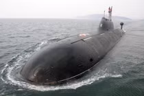 Nga sắp hạ thuỷ tàu ngầm mang ngư lôi nguyên tử Poseidon... NATO "toát mồ hôi"