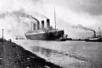 Đâm vào tảng băng trôi, tàu Titanic huyền thoại chìm sau bao lâu?