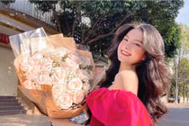 Nữ sinh ngành Thiết kế xinh như mộng, được báo Trung tung hô nhan sắc
