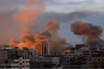 Israel không kích dữ dội thành trì Hezbollah ở Lebanon
