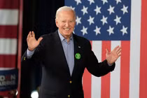 Tổng thống Biden giành đủ phiếu bầu để thắng đề cử 