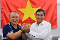 Thầy Park, HLV Mai Đức Chung thân thiết sau kỳ SEA Games lịch sử