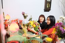 Tết để vui, không phải để vùi