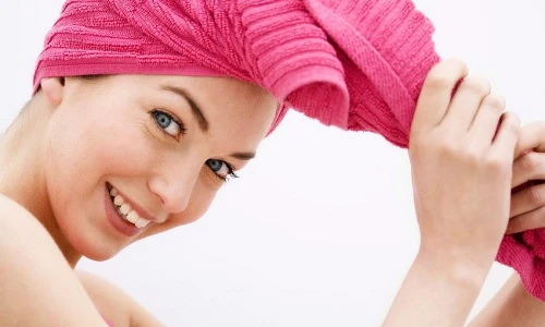 Gội đầu sai cách khó tránh làm hỏng một “góc con người”
