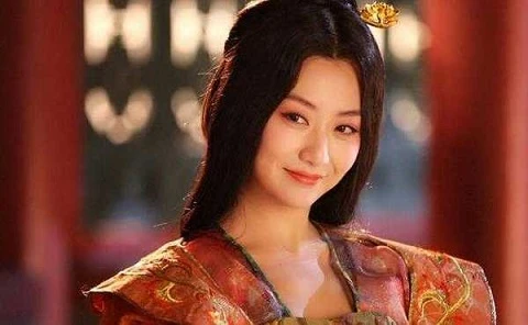Chân dung mỹ nữ khiến 6 hoàng đế TQ mê đắm điên cuồng