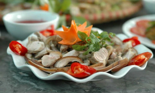 8 món ngon tuyệt vời từ thịt lợn rừng cực tốn cơm