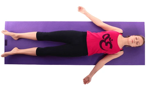Những tư thế yoga dễ thực hiện, không tốn sức giúp ngủ ngon hơn