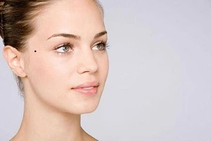 Đàn bà có nốt ruồi này, coi chừng hôn nhân tan vỡ