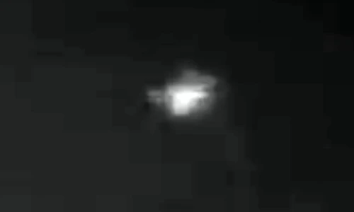 Phát hiện vật thể nghi UFO dị dạng hoạt động “lầy lội” ở Australia
