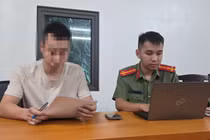 Đối tượng V.V.C làm việc tại Cơ quan công an. Ảnh nguồn tienphong.vn