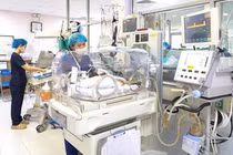 Sản phụ mất con vì chọn ngày giờ đẹp để sinh mổ