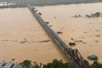 8 tỉnh khẩn trương ứng phó với lũ trên sông sau bão số 1