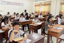 Một thí sinh tại Cà Mau thừa nhận dùng điện thoại trong phòng thi