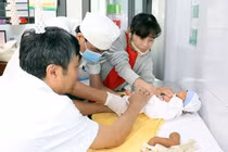 11 nhóm được hưởng 100% chi phí khám, chữa bệnh từ ngày 1/7