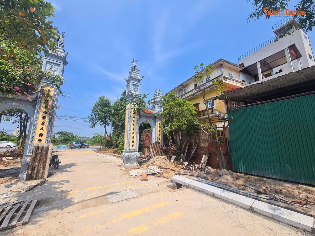 Gallery - Cận cảnh dự cải tạo khuôn viên sân bóng đá 14 tỷ ở Bắc Ninh - image 2