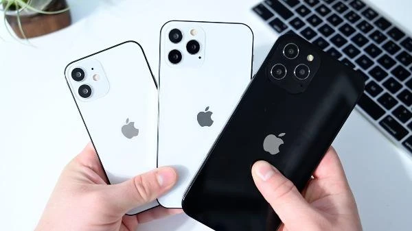 Hàng không bị cấm, “con đường” nào đưa iPhone 12 về Việt Nam?