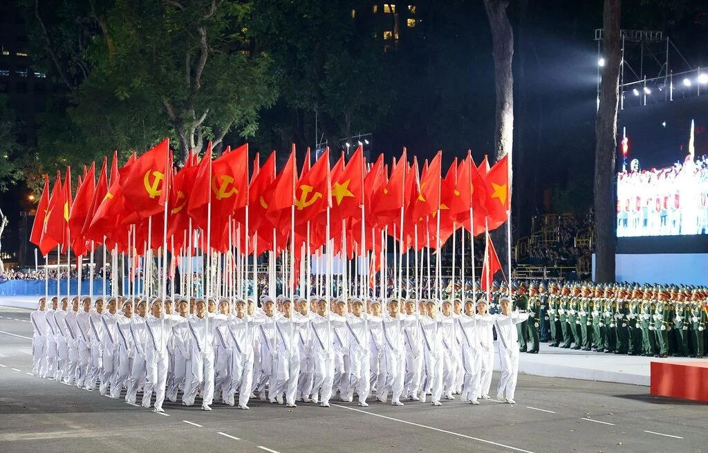 [SPOTLIGHT] Gọn bộ máy… Mạnh quốc gia