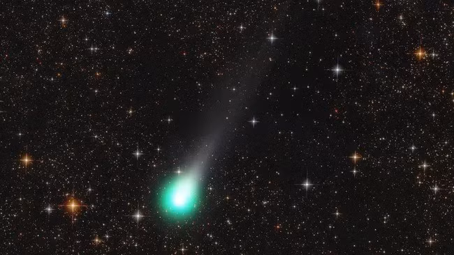 C/2025 R3 được phát hiện lần đầu vào ngày 8/9/2025 bởi hệ thống Pan-STARRS - cặp kính viễn vọng phản xạ đường kính 1,8 m đặt trên đỉnh núi lửa Haleakalā ở Hawaii, Mỹ. Ảnh: Javier Zayas Photography/Getty Images.