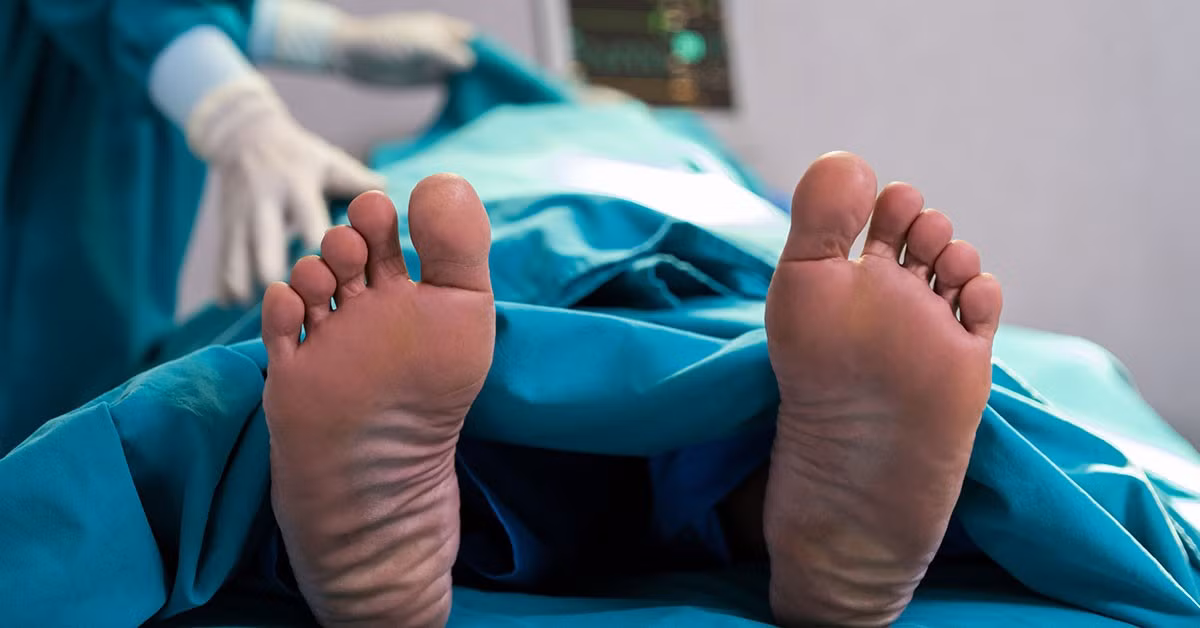 Các nhà nghiên cứu tin cho rằng, hiện tượng Lazarus có thể xảy ra do áp lực tích tụ trong lồng ngực từ việc hồi sức tim phổi. Khi ngừng CPR, áp lực này được giải phóng dần và tim hoạt động trở lại. Ảnh: theheartysoul.