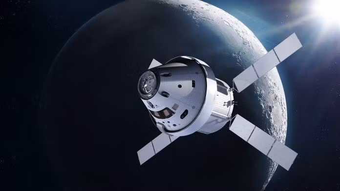 Thay vào đó, NASA đặt kế hoạch phóng Artemis III lên quỹ đạo Trái đất tầm thấp vào giữa năm 2027 để tiến hành các thử nghiệm công nghệ then chốt, gồm kiểm tra khả năng tiếp cận và kết nối với một hoặc cả hai tàu đổ bộ do SpaceX và Blue Origin phát triển. Ảnh: shutterstock/Dima Zel.