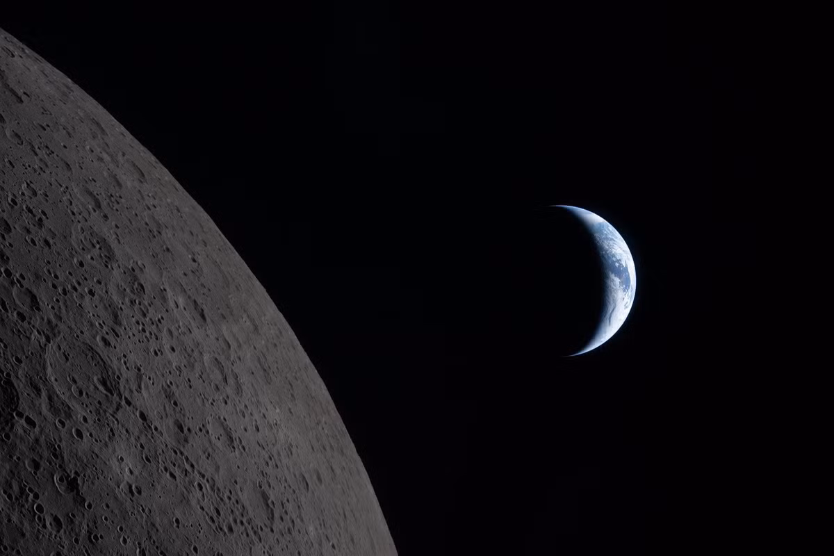 Dù vậy, NASA cho biết tiếp tục nỗ lực lấp đầy nhiều khoảng trống về công nghệ và dữ liệu cũng như chú ý đến những yếu tố cần phát triển trong chương trình Mặt trăng để phục vụ mục tiêu xa hơn là đưa con người lên sao Hỏa. Ảnh: NASA.