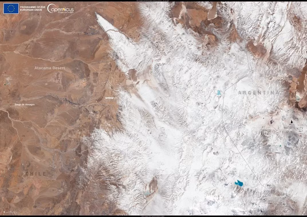 Atacama là nơi có bầu trời tối nhất thế giới, là địa điểm lý tưởng để đặt các kính thiên văn tiên tiến nhất hành tinh trong nhiều thập kỷ. Ảnh: European Union, Copernicus Sentinel-2 imagery.