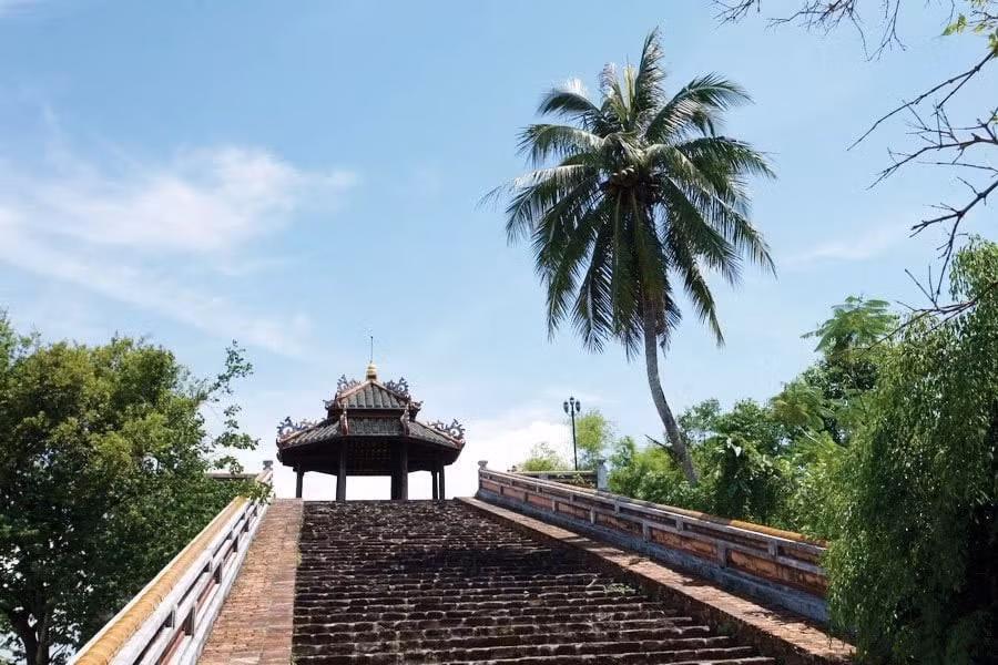 Quan tượng đài dưới triều Nguyễn. (ảnh sưu tầm)