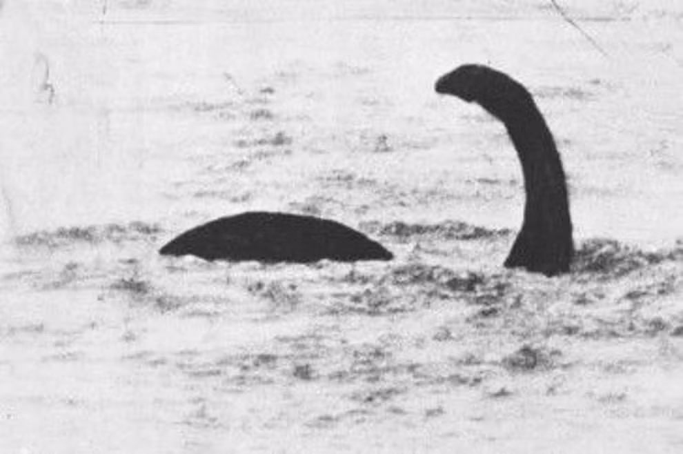 Ông Eoin thường theo dõi hồ Loch Ness tại nhà ở County Donegal, Ireland thông qua hệ thống webcam được lắp đặt quanh khu vực do Visit Inverness Loch Ness (VILN) quản lý. Ảnh: submitted.