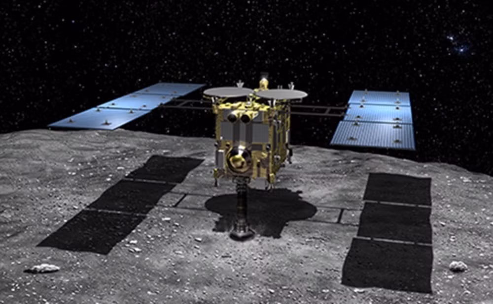 Để giải mã những bí ẩn về tiểu hành tinh Ryugu cũng như Hệ Mặt trời thuở sơ khai, vào năm 2019, tàu vũ trụ Hayabusa2 của Nhật Bản đã thu thập được các mẫu đất đá từ bề mặt tiểu hành tinh Ryugu và vận chuyển về Trái đất thành công vào tháng 12/2020. Ảnh: JAXA.