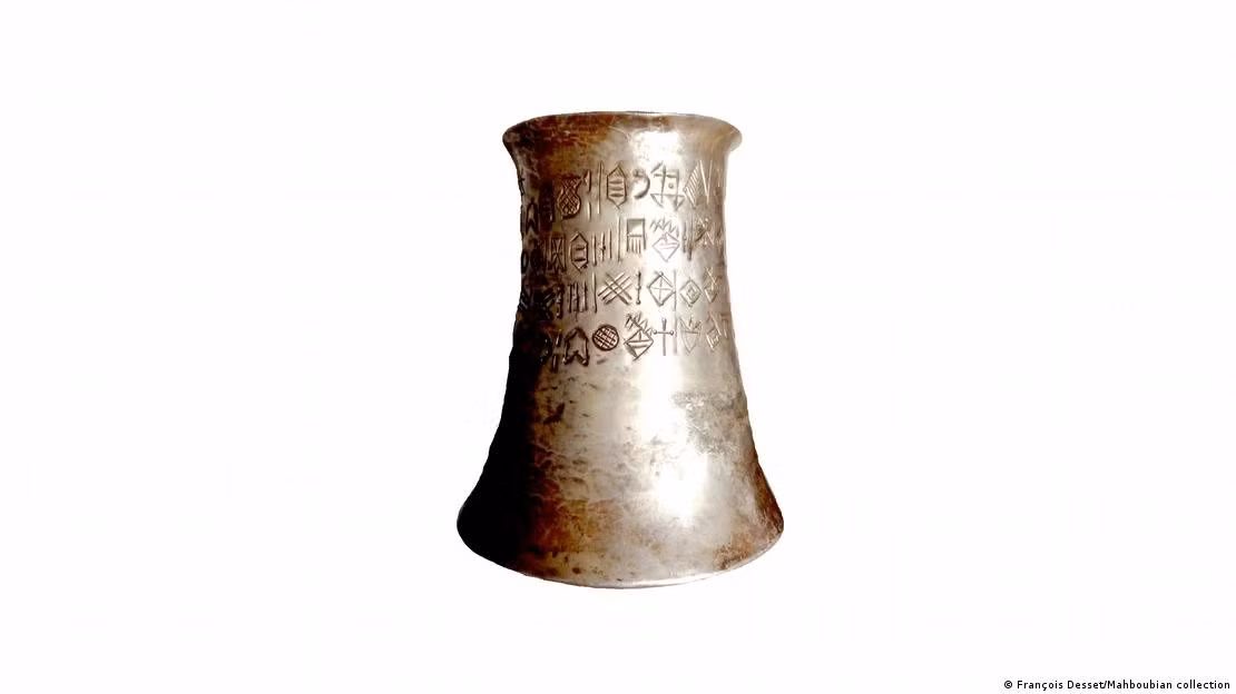Các nhà nghiên cứu nhanh chóng nhận ra chữ Elamite tuyến tính là một trong 4 hệ thống chữ viết cổ nhất được biết đến trong lịch sử thế giới. Ba hệ thống chữ viết còn lại gồm: chữ tượng hình Ai Cập, chữ hình nêm Lưỡng Hà và chữ Indus. Ảnh: François Desset/Mahboubian collection.