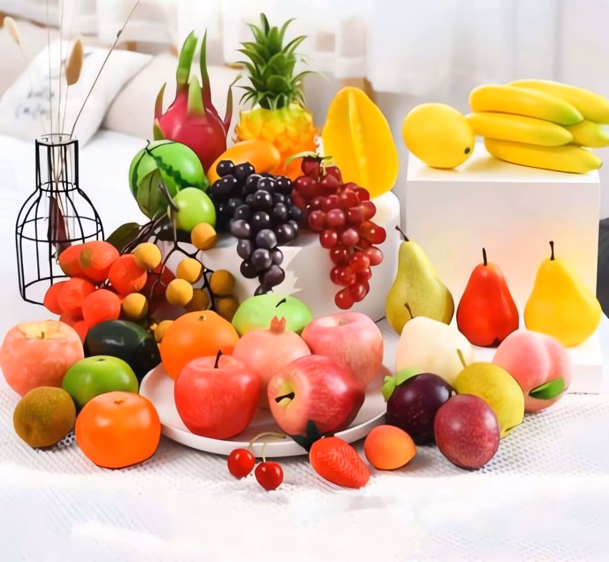 Hoa giả, quả giả không để trên bàn thờ ngày Tết