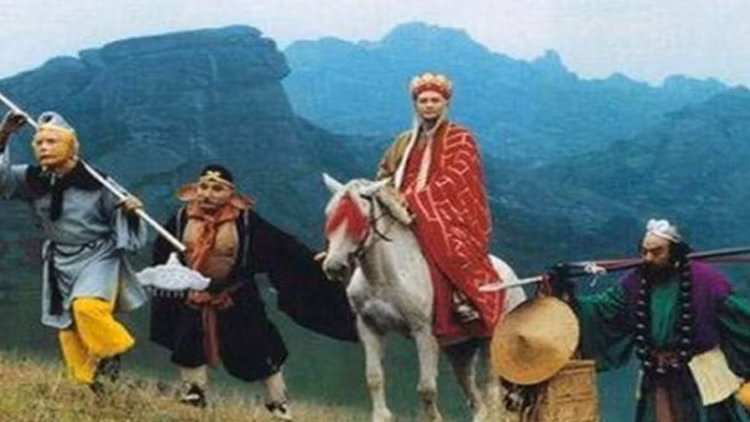 Nhờ được Bồ Tát xin cho, Tam Thái tử gia nhập đoàn thỉnh kinh của 4 thầy trò Đường Tăng để chuộc tội và xuất hiện trong hình dáng một con ngựa trắng, được gọi là Bạch Long Mã.