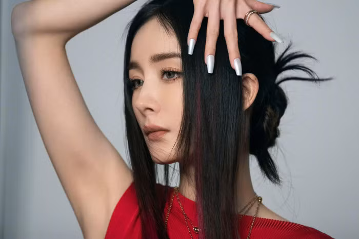 Dương Mịch chứng minh EQ cao khi bị chê nhược điểm này trên cơ thể ảnh 6