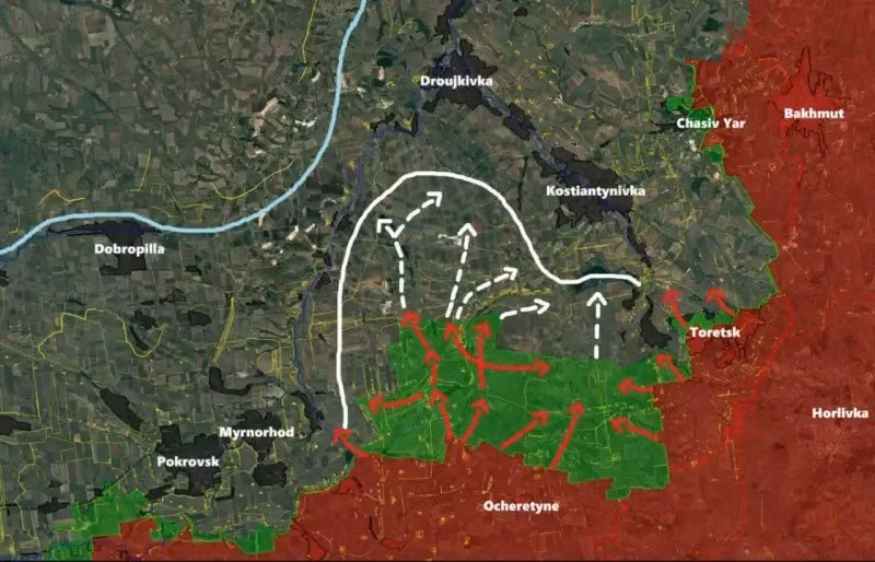 Trang Strana cho rằng, điều này có thể xảy ra ở khu vực thành phố Konstantinovka và Pokrovsk, ở phía tây tỉnh Donetsk, nơi các đơn vị AFU, đã phát hiện ra họ đang bị đưa vào vòng vây, được UAV của Nga kiểm soát chặt chẽ, khi UAV FPV của Nga đã thường xuyên tấn công các xe quân sự của AFU ra vào thành phố.