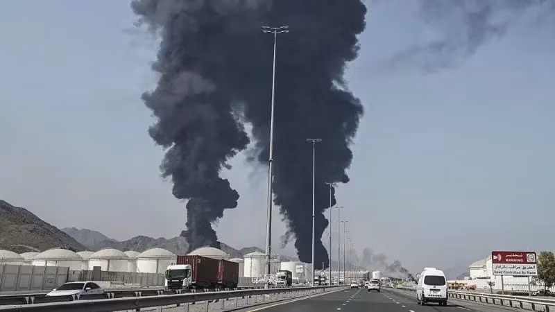 Thậm chí những tên lửa này đã tránh được UAV và tên lửa của Iran, mà thay vào đó, bắn trúng chính xác hai tòa nhà chọc trời ở UAE, khiến lãnh đạo UAE đã vô cùng phẫn nộ sau vụ việc này. Điều khiến UAE lo ngại hơn nữa là sau khi phát hiện sự can thiệp của Ukraine, Iran đã trực tiếp nhắm mục tiêu vào khu vực trú ẩn của các chuyên gia Ukraine.