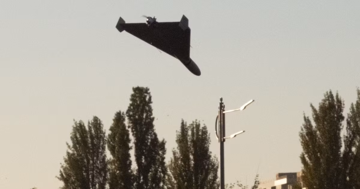 Do đó, phương pháp phóng UAV Shahed-136 từ ô tô bán tải này, mang đến nhiều giải pháp chiến thuật cho RFAF, từ đó có thể gây ra những đe dọa đáng kể cho AFU về việc xác định và theo dõi UAV tự sát của Nga, cũng như các hành động phòng ngừa.